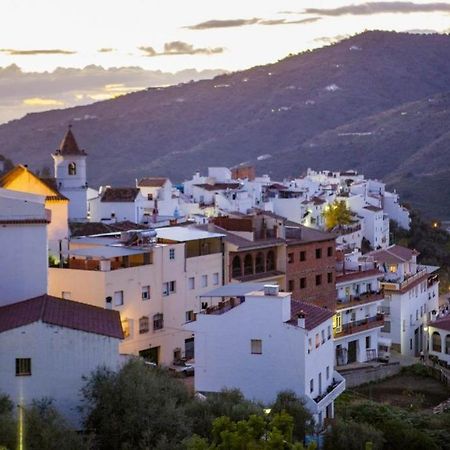 Casita Jade Villa Sayalonga Eksteriør billede